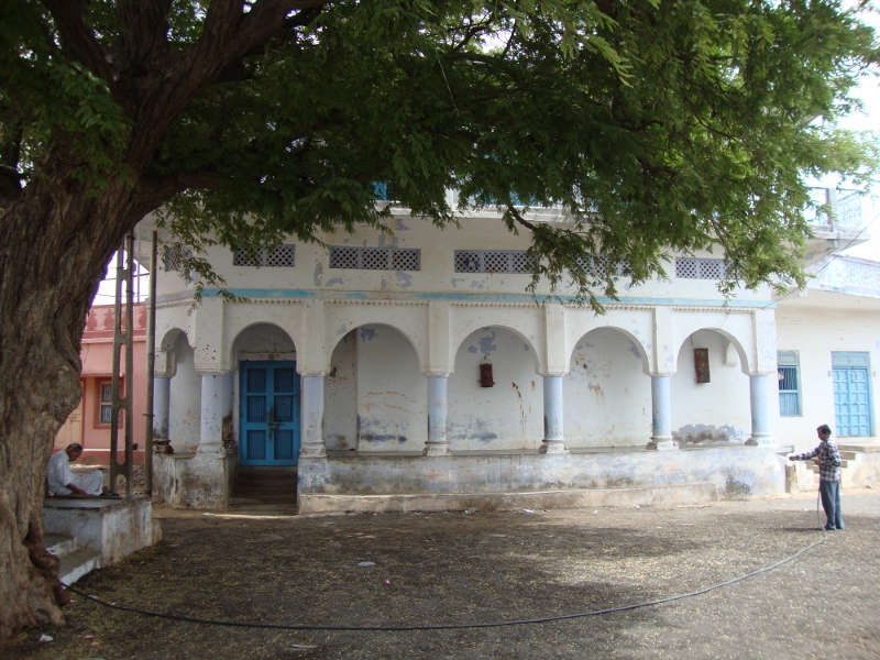 જુની સમાજવાડી અને ચોક